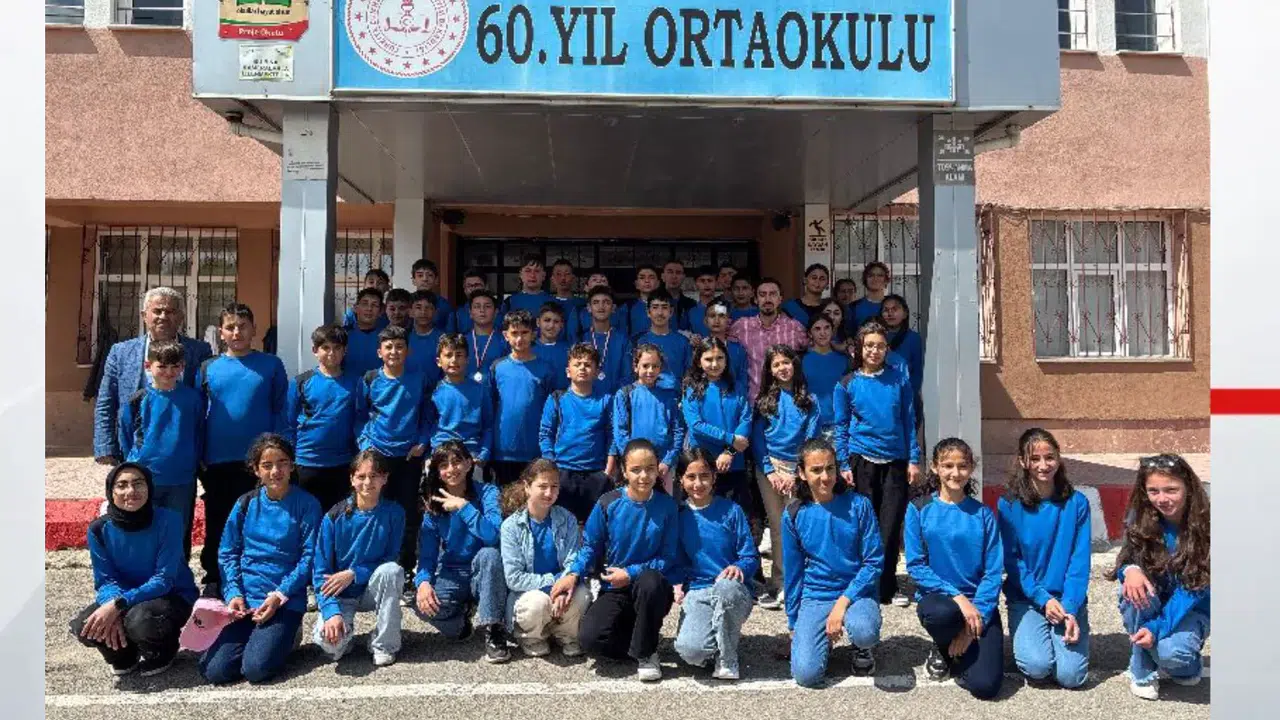 Soysal’dan Köse’deki okullara eşofman desteği #haberi, #haberleri, #Gümüşhane #haber