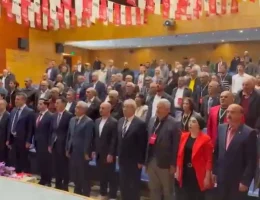 CHP’de Özgür Deniz Demir güven tazeledi