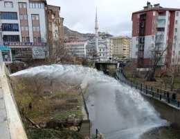 Ana su hattındaki tadilat tonlarca içme suyunu Harşit Çayı’na akıttı