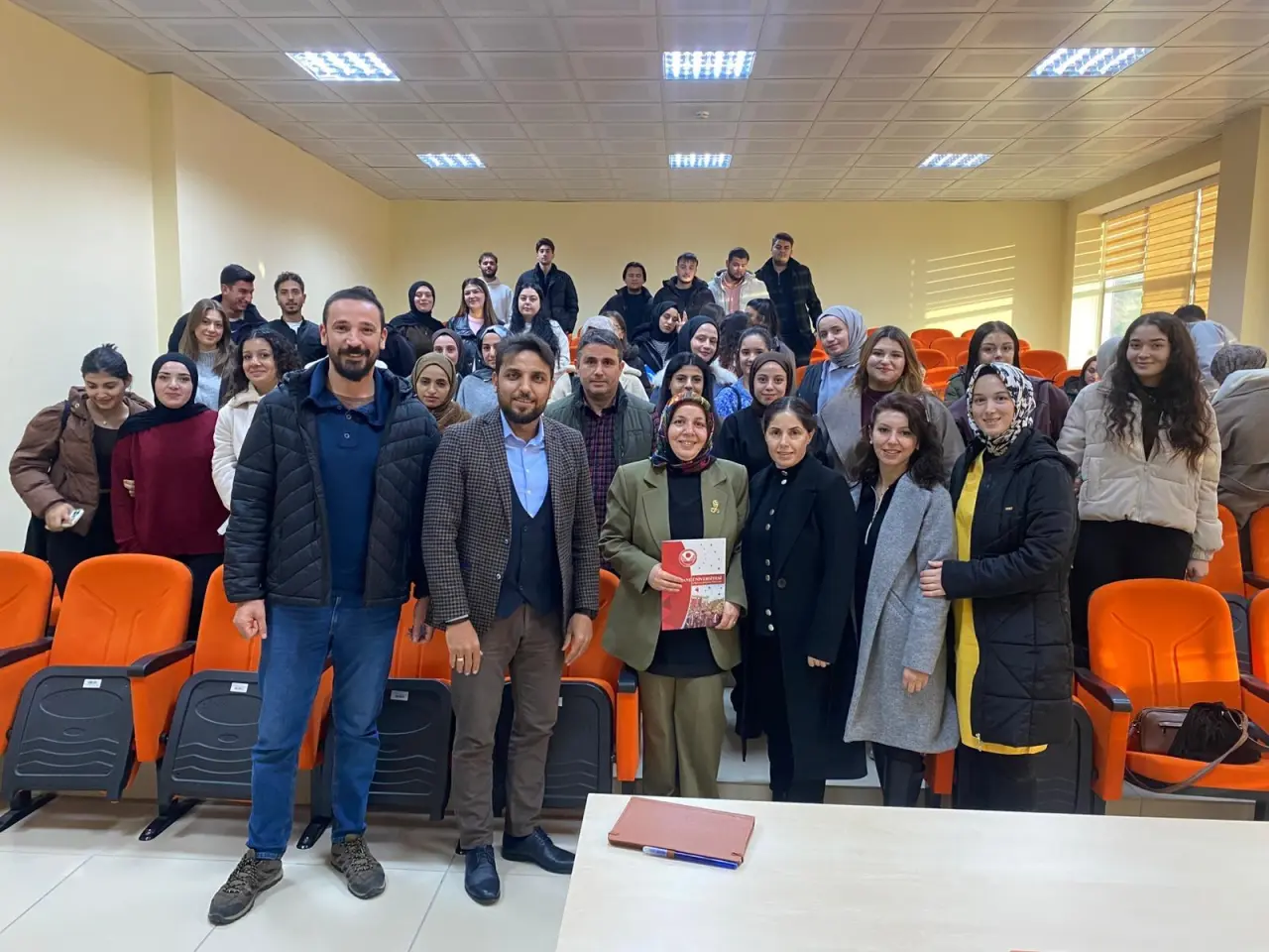 ‘Başarı Sadece İdari Bilgiyle Gelmez’