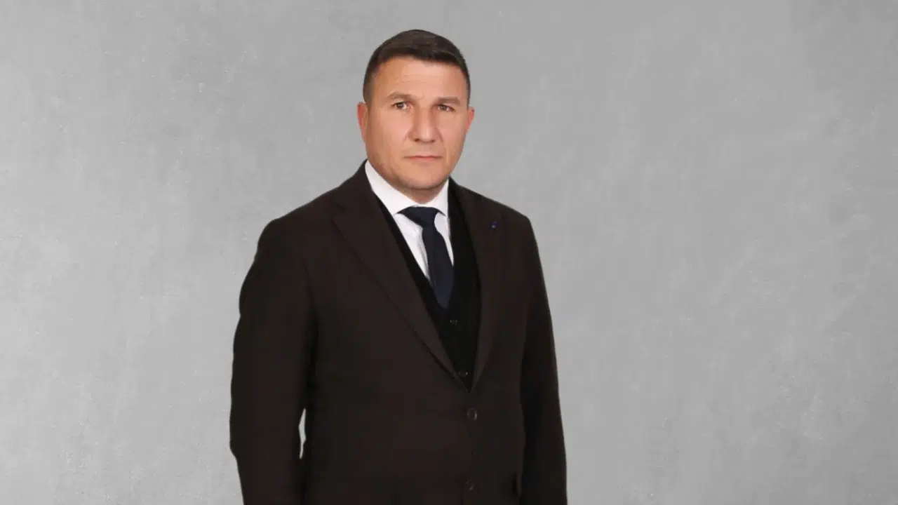 Bayraktar adaylığını açıkladı: Kazanan Gümüşhane esnafı olmalı