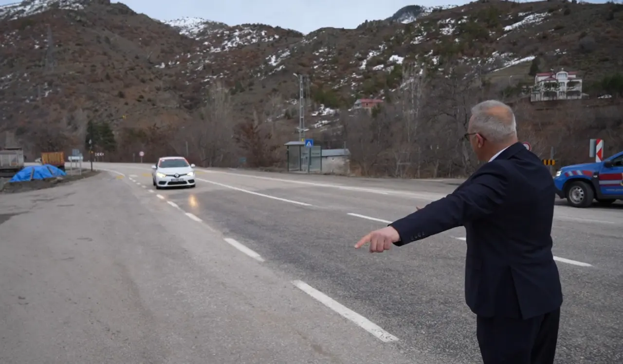 22 yıldır yolculara sofra kuruluyor