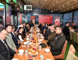 Gümüşhane’de duygulandıran iftar: “Sizler bizim öz ailemizsiniz!”