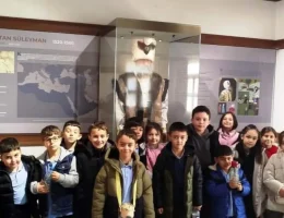 Gümüşhaneli minikler tarihin kalbinde: Müzede Hayat Bilgisi dersi