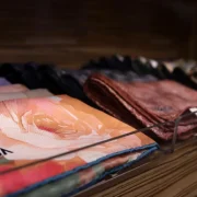 18 yıllık Gümüşhane esnafıydı, şimdi dünyayı giydirmeye hazırlanıyor