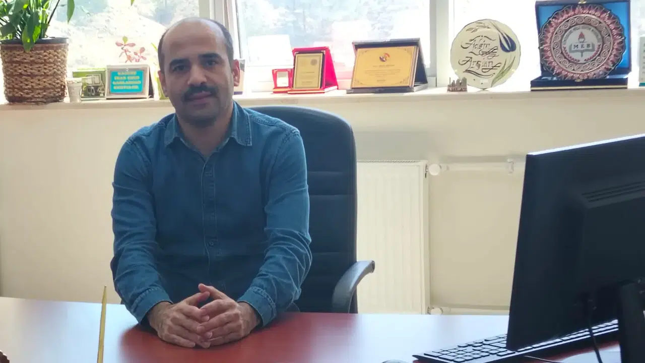 Çocuklardaki Şiddet Eğilimi Nasıl Önlenir? Dr. Adem Arslan’dan Hayati 10 Madde