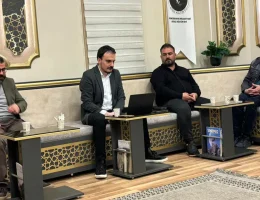 Ferrari Neden Reklam Yapmaz? Doç. Dr. Ersin Diker Reklam Dünyasının Sırlarını Gümüşhane’de Anlattı