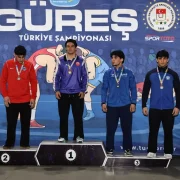 Gümüşhane Üniversitesi Güreş Takımı Türkiye Şampiyonası’nda Büyük Başarı Elde Etti