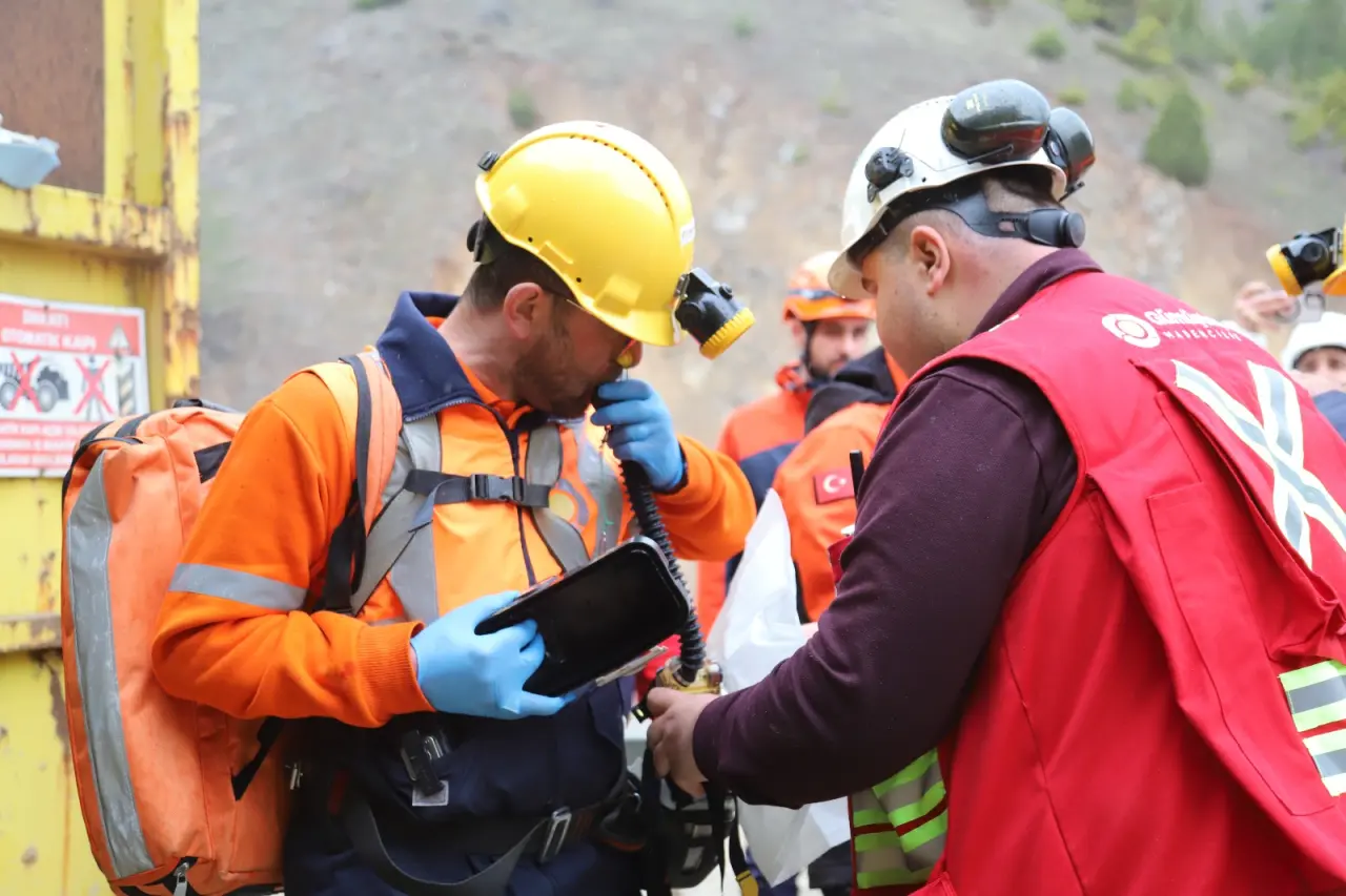Maden Ocağında Nefes Kesen Dakikalar! 75 Personel, 20 Yaralı: Gerçeği Aratmadı