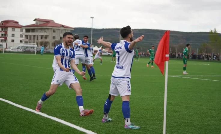 Şiran’da tarihi gün! Sivasgücü’nü 3 golle deviren temsilcimiz finale uçtu