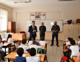 İl Müdürü Doğan Miniklerin Oyunlarına Ortak Oldu