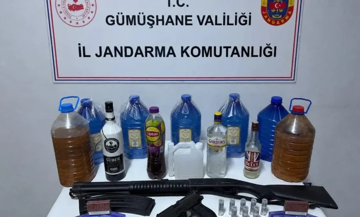 Şiran’da Jandarmadan Kaçak Alkol ve Silah Operasyonu