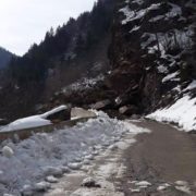 Kürtün’de heyelan