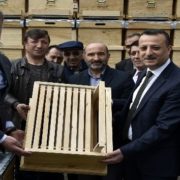 Gümüşhane’de arıcılara 860 adet organik kovan dağıtıldı