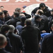 Gümüşhanespor maçında tribünde yaşanan arbede anı kameralarda