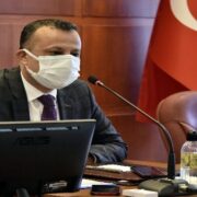 Vali Taşbilek “Misafirliğe gitmeyin” çağrısını yineledi