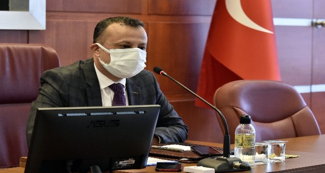 Vali Taşbilek “Misafirliğe gitmeyin” çağrısını yineledi