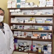 Doktorlardan vatandaşlara “Kullanmadığınız ilaçları atmayın doktorunuza götürün” çağrısı