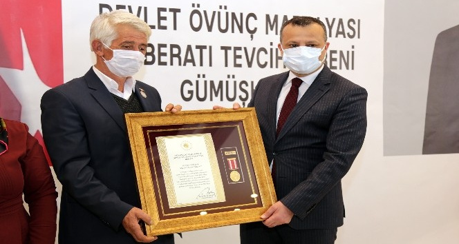 Gümüşhane’de Gazi Hasan Turgut’a devlet övünç madalyası verildi