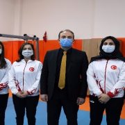 Gümüşhaneli sporcular dünyanın bileğini büküyorlar