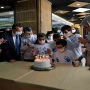 Vali Taşbilek özel gereksinimli öğrencilerle bir araya geldi
