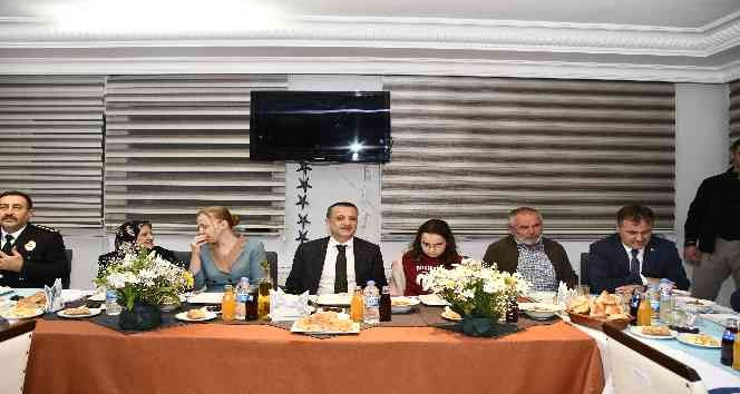 Vali Taşbilek şehit aileleri, gaziler ve yakınları ile iftarda bir araya geldi