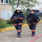 Gerçeği aratmayan eğitimlerle itfaiyeci olmak için yarışıyorlar