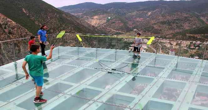Gümüşhane’de adrenalin dolu badminton antrenmanı