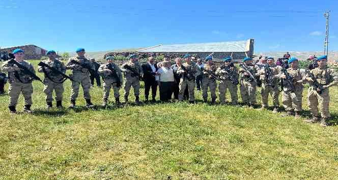 Gümüşhane’de kaybolan yaşlı adamı Jandarma ekipleri buldu