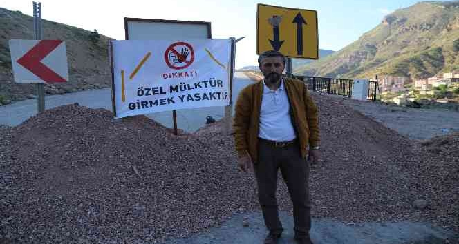 ”Zarara Uğradım” dedi, hastane yolunu 2. kez ulaşıma kapattı