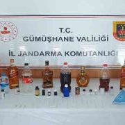 Şiran’da kaçak içki ve tarihi eser yakalandı