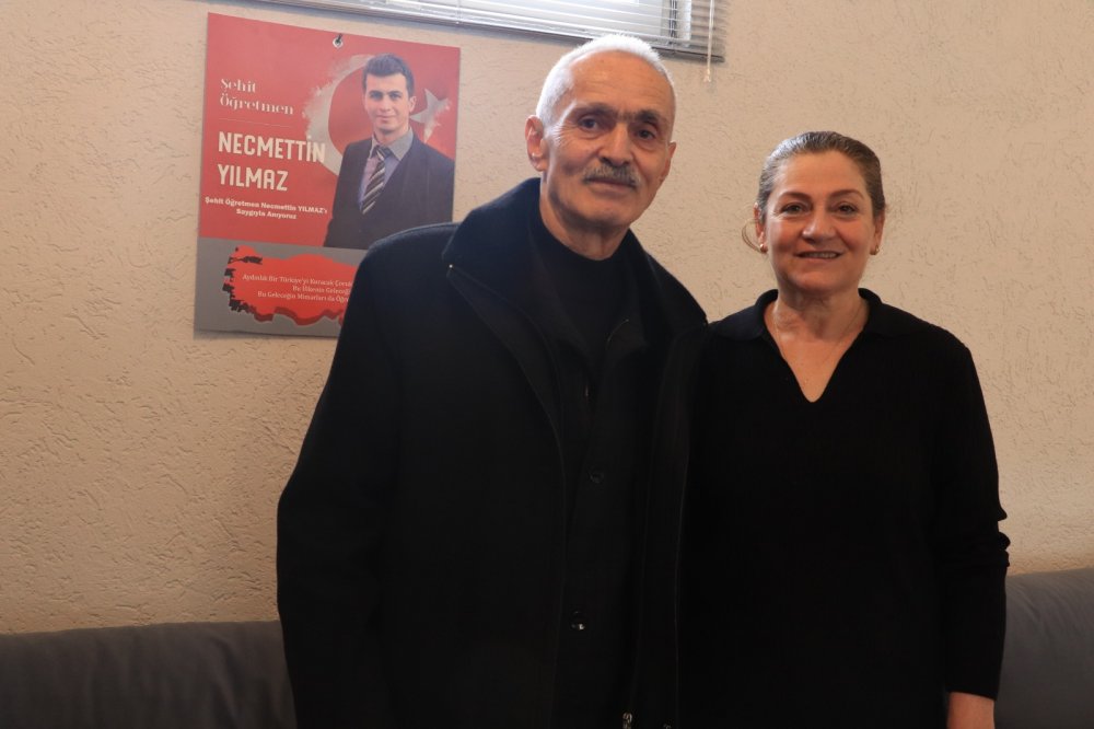 Öğretmeniyle 40 sene sonra Bursa’da bir araya geldi