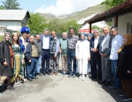 AK Parti heyetinden Gülen Yüzler Bakım Evi’ne anlamlı ziyaret #haberi, #haberleri, #Gümüşhane #haber