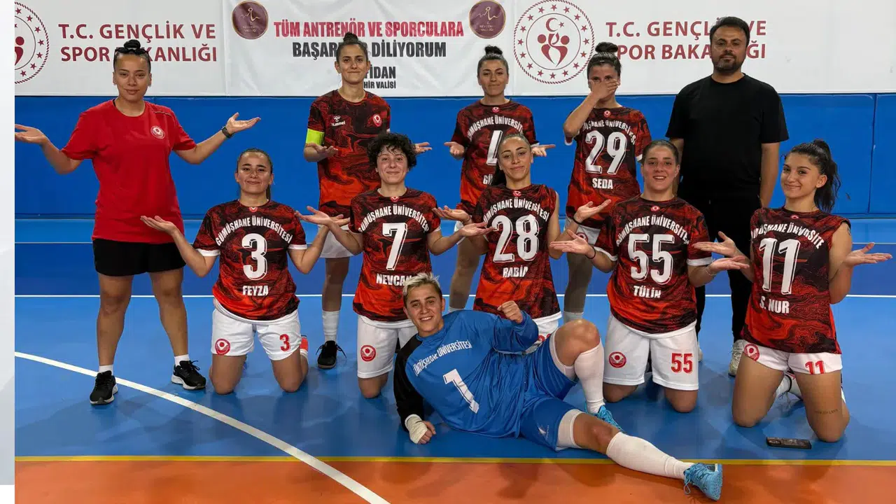 GÜ Kadın Futsal Takımı Süper Lig’e yükseldi #haberi, #haberleri, #Gümüşhane #haber