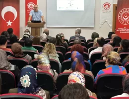 Gümüşhane’de “Aile ve Hukuk” söyleşisi gerçekleştirildi