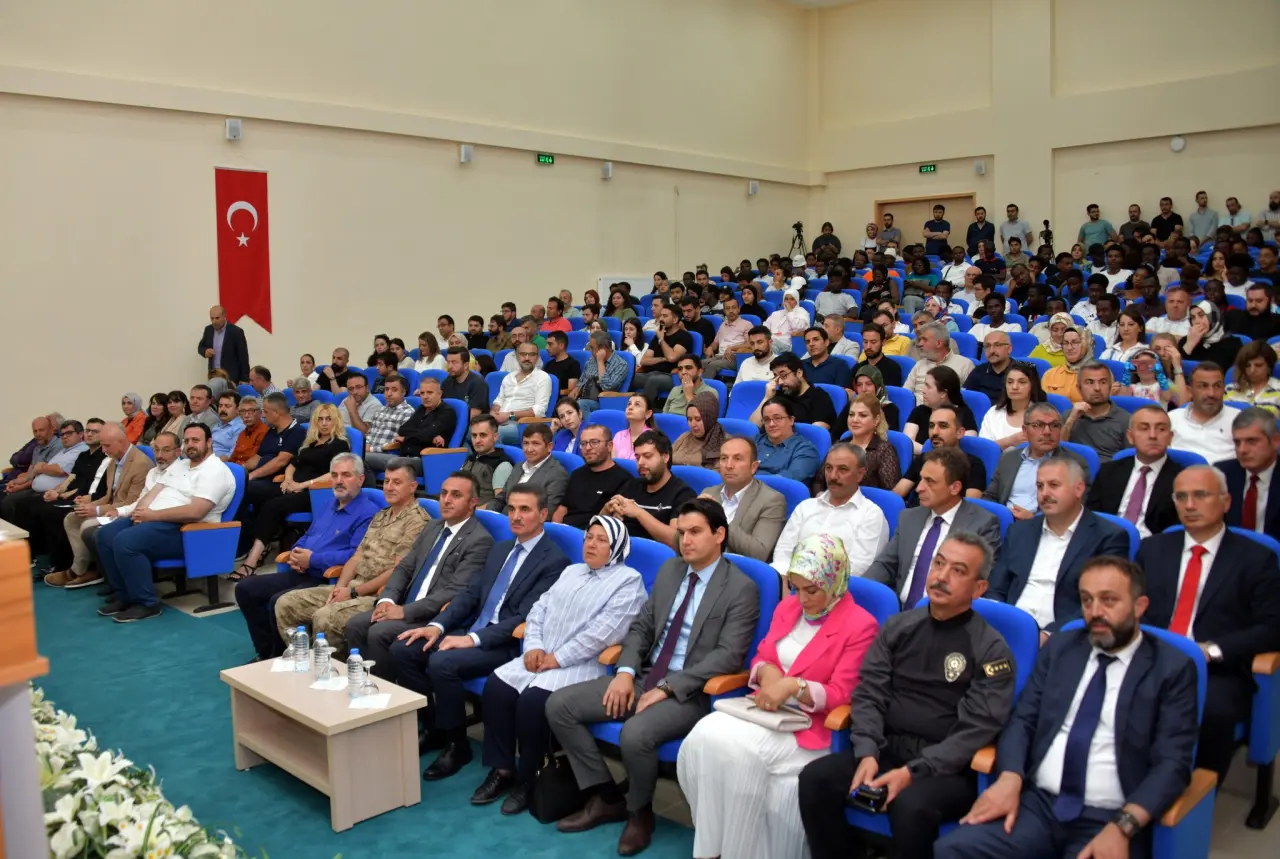 “Zaferin Adı Türkiye” paneli gerçekleştirildi #haberi, #haberleri, #Gümüşhane #haber