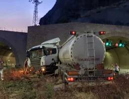 Mescitli tüneli girişinde trafik kazası: 1 yaralı