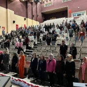GÜ’de Pembe Farkındalık etkinliği