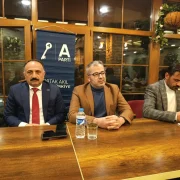 Anahtar Parti basınla buluştu