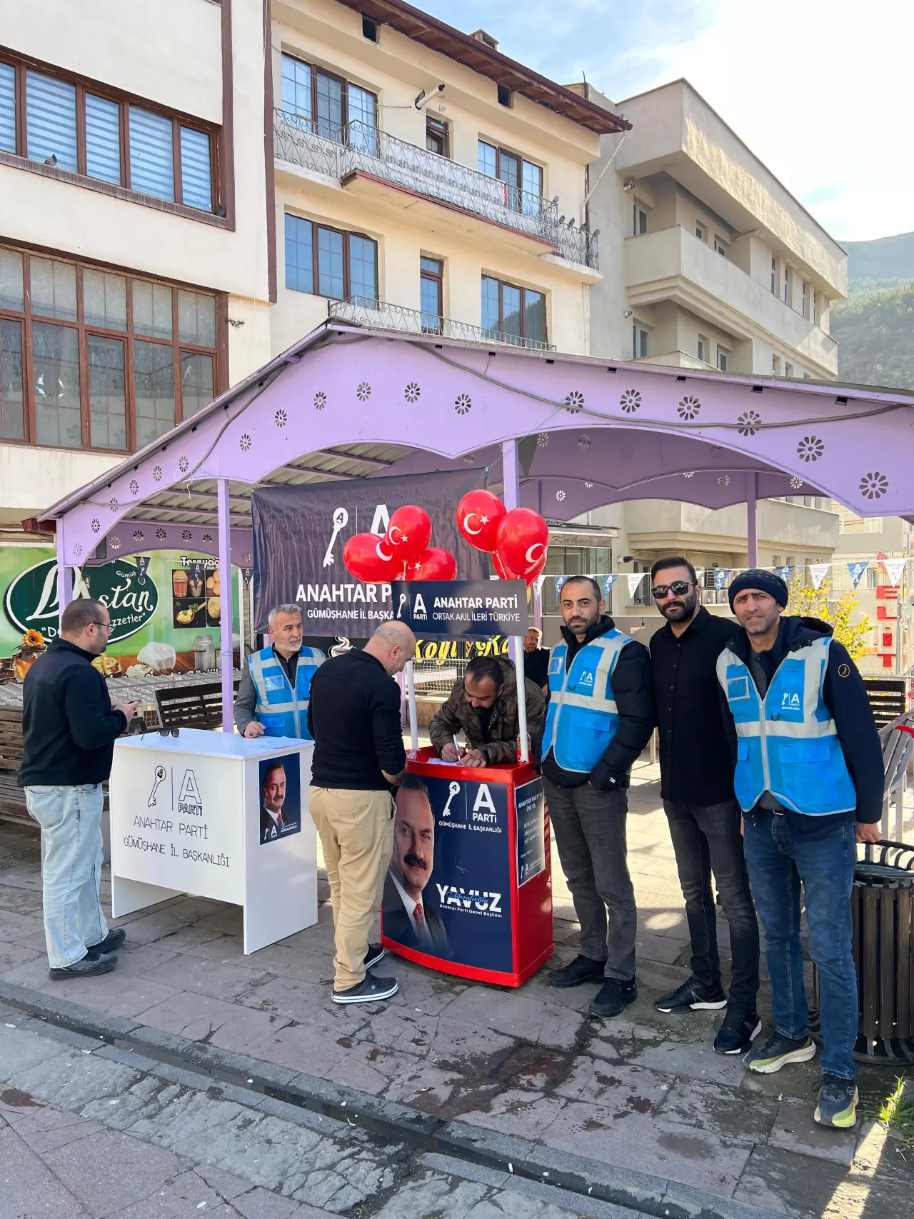 Anahtar Parti’den üye kayıt etkinliği