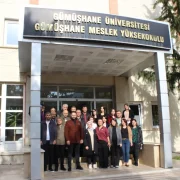 Gümüşhane Üniversitesi’nde öğrencilerden çalışanlara anlamlı sürpriz