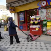 Gümüşhane’de Zabıta’dan kaldırım işgali denetimi