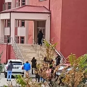 Üniversitede rehine krizi