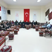 Prof.Dr. Ali Kızılet’ten Gümüşhane’de ezber bozan açıklamalar: ‘Türkiye’de Tesis Fazlası Var!’