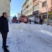 Şiran’da karla mücadele devam ediyor
