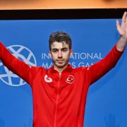 Gümüş Yumruk Abu Dabi’de patladı: Mustafa Gümüş dünya şampiyonu!