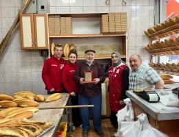Türk Kızılay Gümüşhane Şubesi’nden hayırsever esnafa ahde vefa