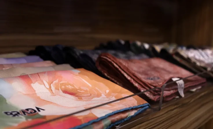 18 yıllık Gümüşhane esnafıydı, şimdi dünyayı giydirmeye hazırlanıyor