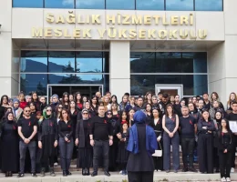 Gümüşhane Üniversitesinde siyahlı protesto!