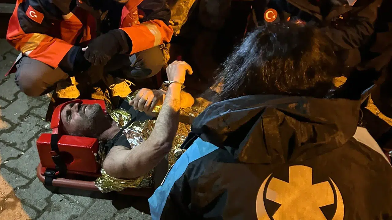 Gümüşhane’de kayıp şahıs dere yatağında sağ olarak bulundu